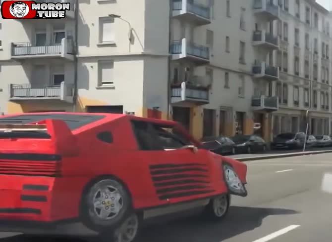 Video: Does anyone know this Ferrari's model